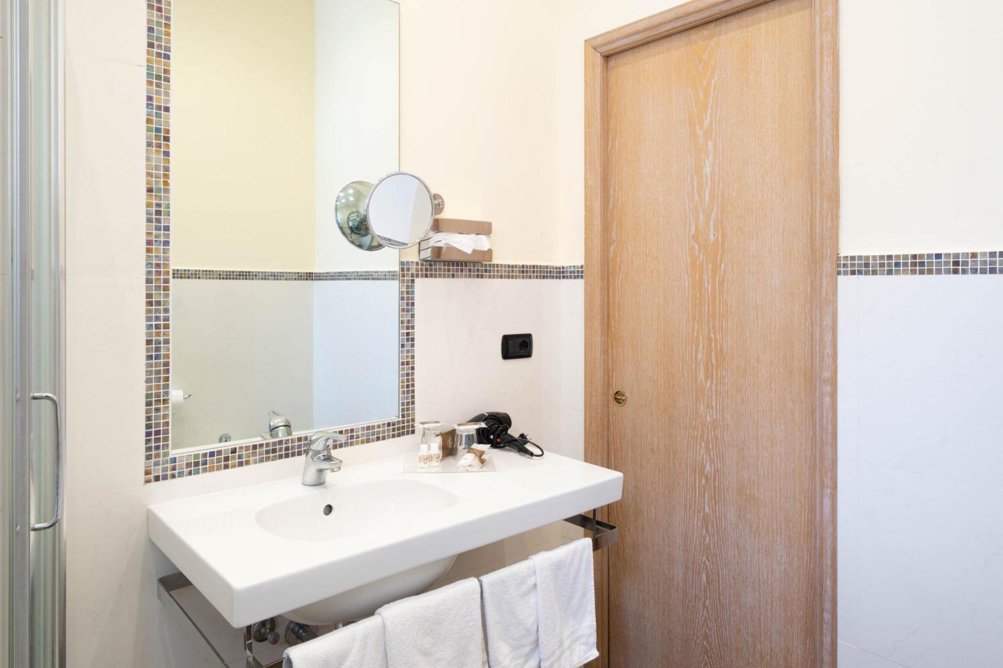 Hotel Manzoni Wellness&spa 4*